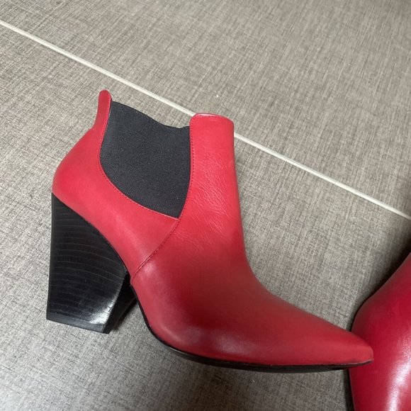 Pour la victoire red leather Allena high heel chelsea ankle boots booties 8 nib - Picture 4 of 9